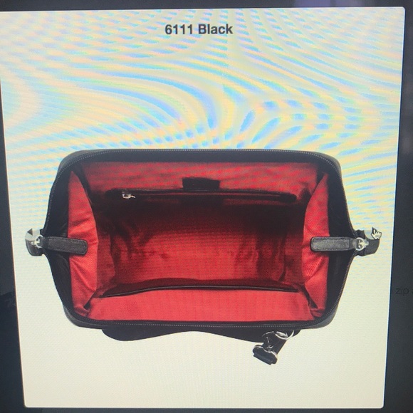 !l! New York Handbag - Picture 6 of 7